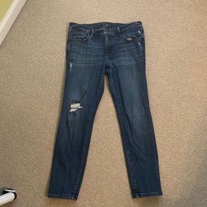 THE LOFT like new relaxed skinny jeans.
